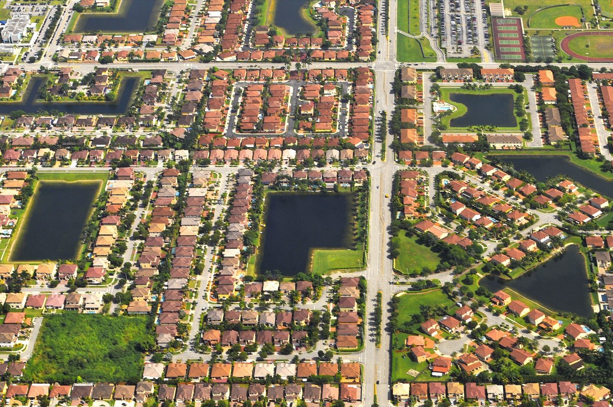 Miami-Dade sales just rose for the ninth straight month, and luxury led