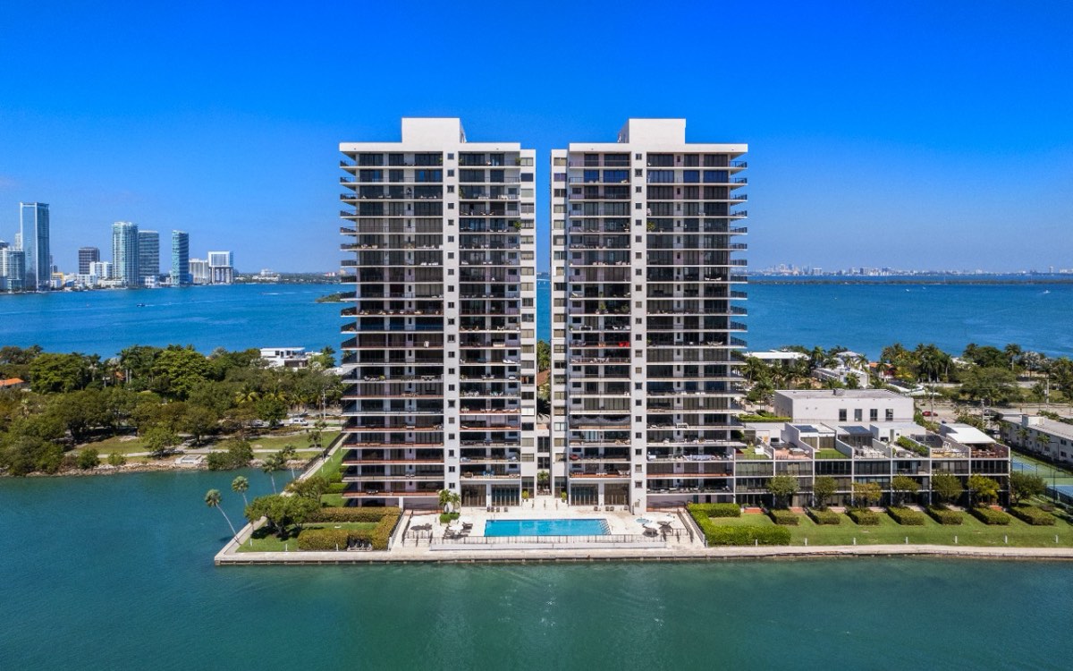 1000 Venetian Way, foto 2