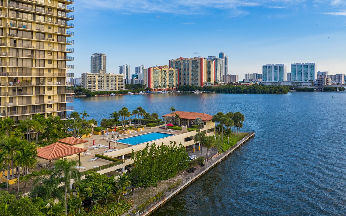 Winston Tower 700, foto 4