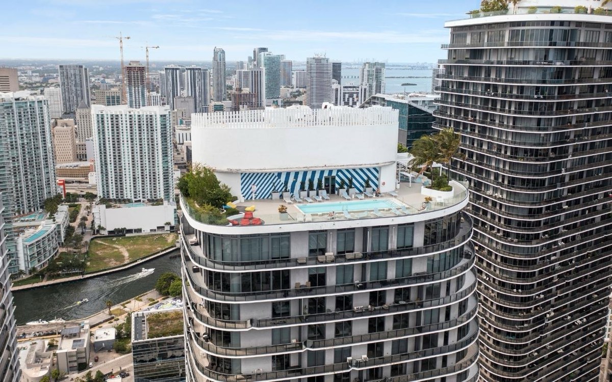 Brickell Heights photo 4