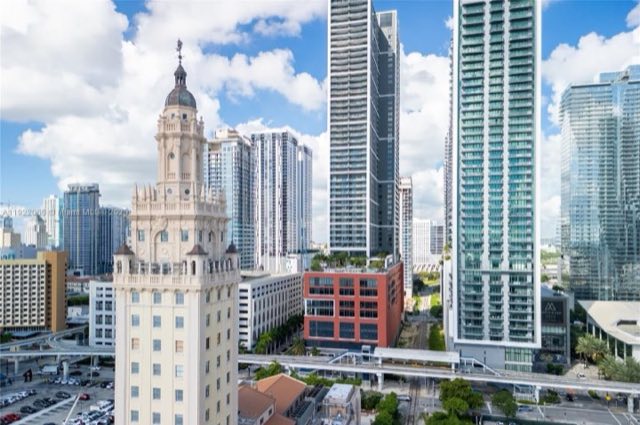 Gale Miami Hotel & Residences, 159 NE 6th St