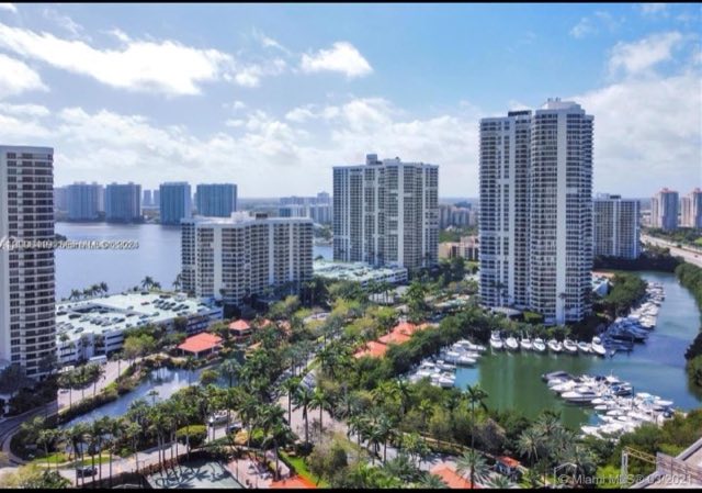 Mystic Pointe photo 4