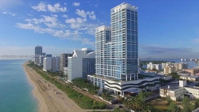 The Carillon Center Tower, 6801 Collins Ave