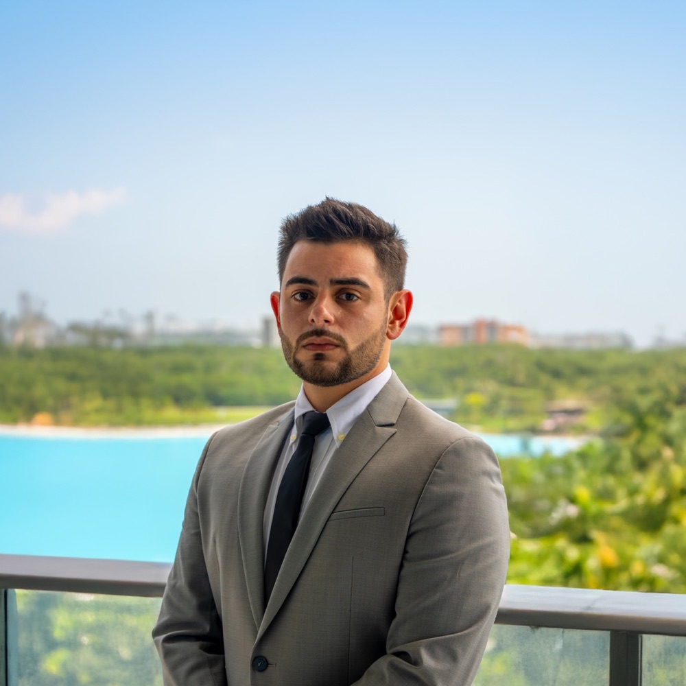 Enrique Ponte Ojeda, Miami real estate agent
