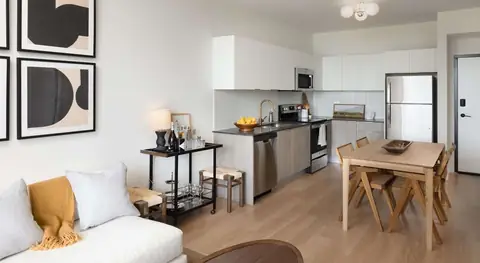 Biscayne 112, photo 4 of 12
