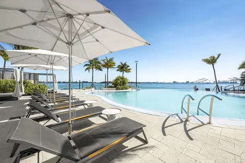 Biscayne Shores, photo 2 of 12