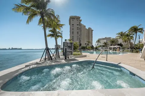 Biscayne Shores, photo 3 of 12
