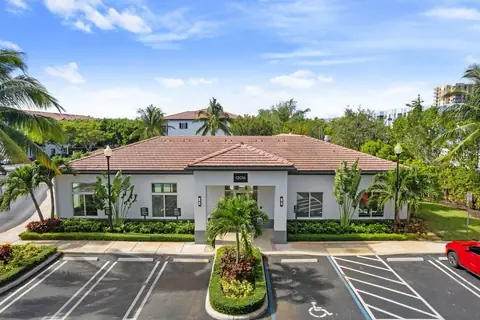 Windsor Biscayne Shores (fka Alta Mira), photo 1 of 12