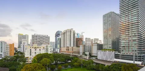 SoMa at Brickell Apartments, photo 2 of 12