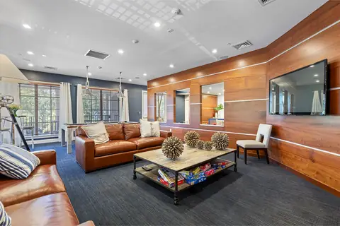 Town Aventura, photo 3 of 12
