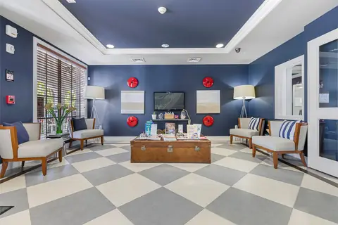 Town Aventura, photo 4 of 12