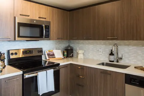 InTown Apartments, photo 2 of 12