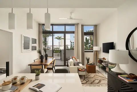 Strata Wynwood