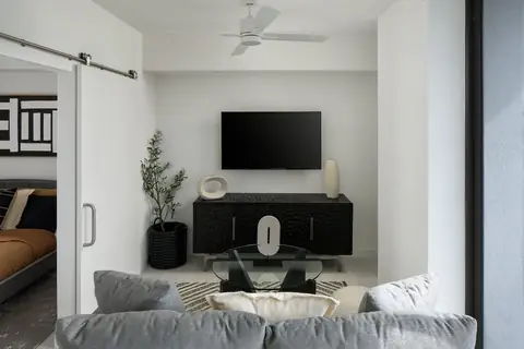 Strata Wynwood, photo 3 of 12