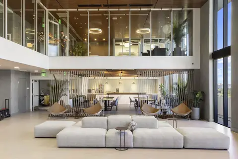 Grove Central Residences, photo 2 of 12