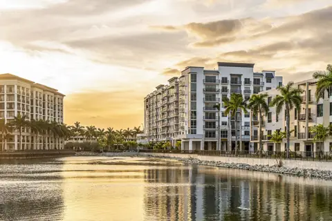 Overture Doral, photo 4 of 12