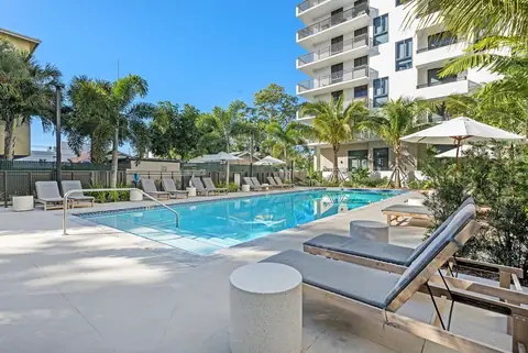 The Vibe Miami, photo 2 of 12