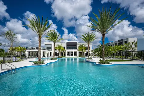 Manor Hialeah, photo 3 of 12