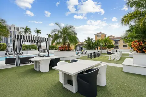 AMLI Dadeland, photo 3 of 12